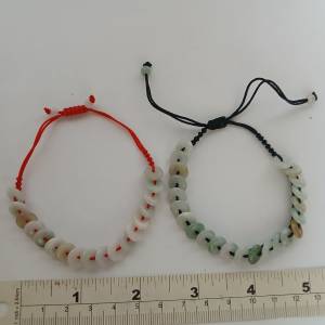 清存貨價出售，一手兩條 翡翠a玉9mm 平安扣手串，原價每條138元現二條共售138元，