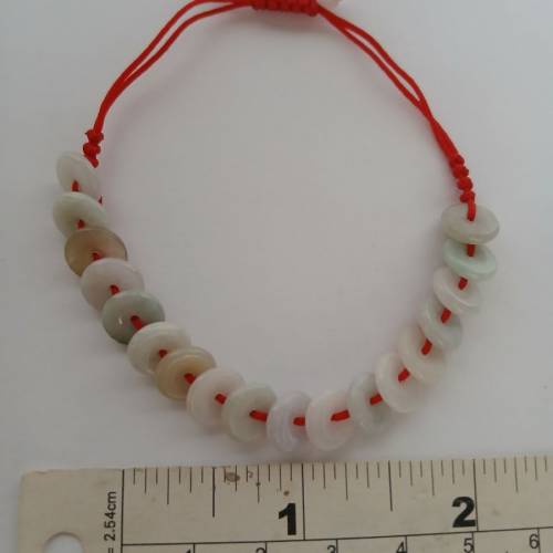 清存貨價出售，一手兩條 翡翠a玉9mm 平安扣手串，原價每條138元現二條共售138元，