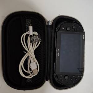 Sony PS Vita 2000 已破解 連32gb SD card L2 R2手掣