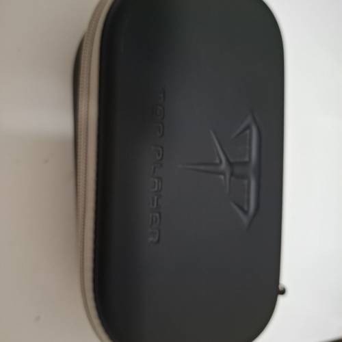 Sony PS Vita 2000 已破解 連32gb SD card L2 R2手掣