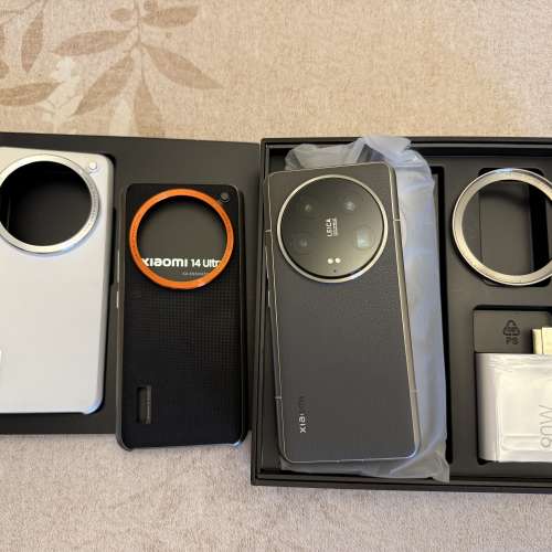 小米Xiaomi 14 Ultra 16+1TB 鈦金屬特別版