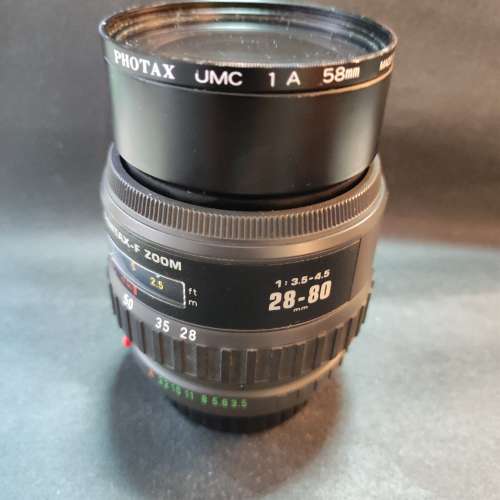 Pentax F 28-80mm 3.5-4.5 lens