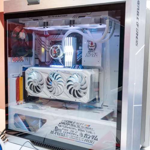 ASUS ATX Case ROG Strix Helios GUNDAM Edition