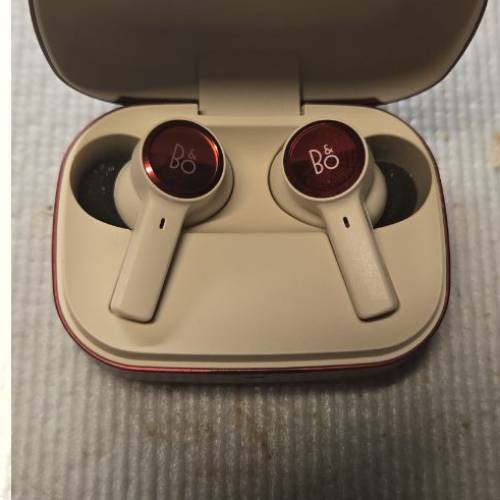B & O Bang & Olufsen Beoplay EX