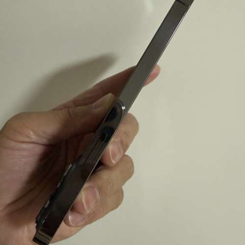 iPhone 13pro 256gb,港行雙卡，備機少用，電池健康度85，冇修冇拆，所有原裝，所有...