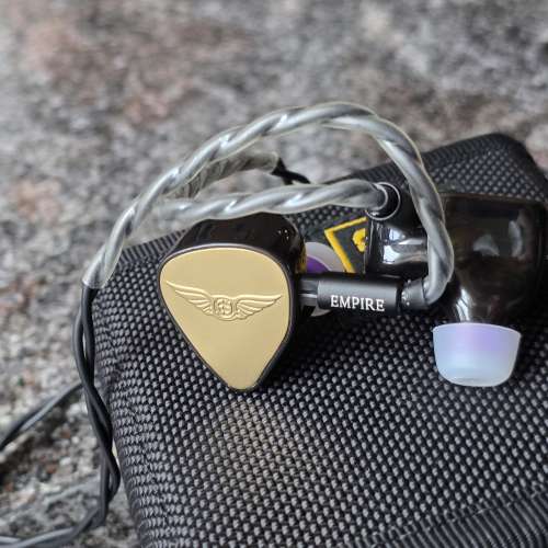 Empire ears Raven 限量磨沙金有單過保或可加錢交換 sp3000 cu