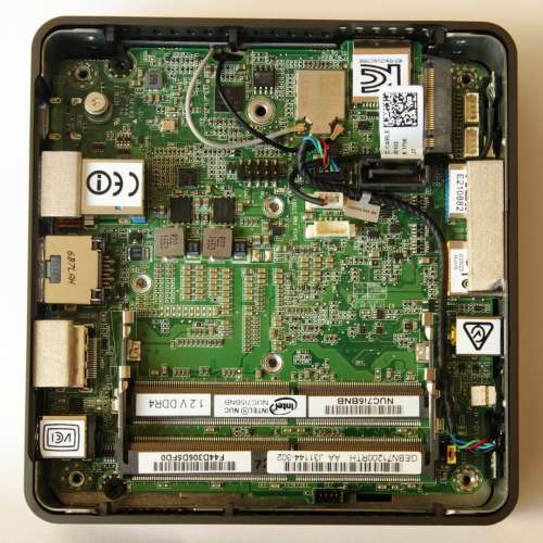 Intel NUC7i7BNH mini PC i7-7567U (Mainboard only)