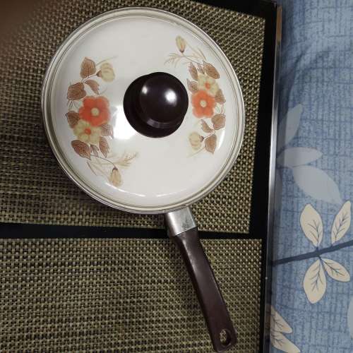 花形圖案煮食煲