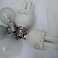 共: 5個 【慳電燈泡3個 + 2個飛利浦慳電光管(細頭)】