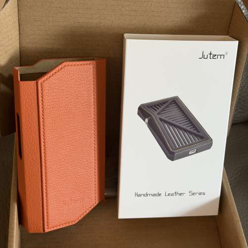 HIBY RS8II 連 CR06 座 及 全新額外皮套