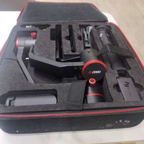 Feiyu Tech 飛宇 &alpha;2000 小形相機穩定器