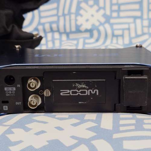 Zoom F8 連收音袋