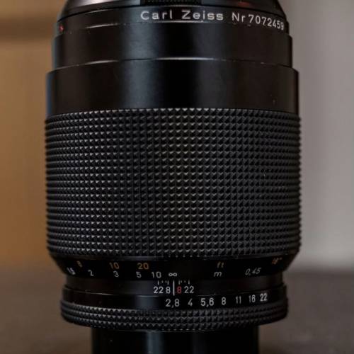Carl Zeiss 100mm f/2.8 Makro-Planar T* CY mount