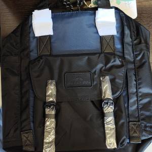 Doughnut Macaroon 背包 (黑 x 深藍)