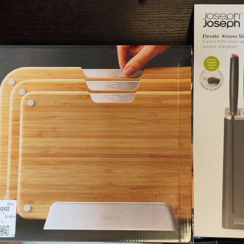 Joseph Joseph 廚刀套裝(五件裝)連磨刀器及竹製可分類砧板