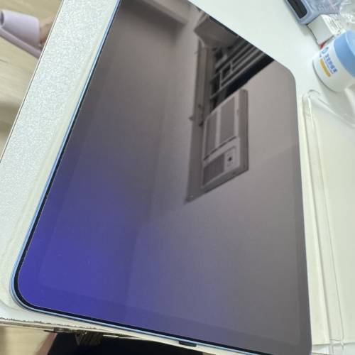 Apple iPad Air (5代) 64gb Wifi (藍色) 加妙控鍵及類紙膜