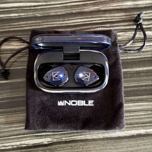 Noble FoKus Prestige Encore. Noble Audio Sceptre