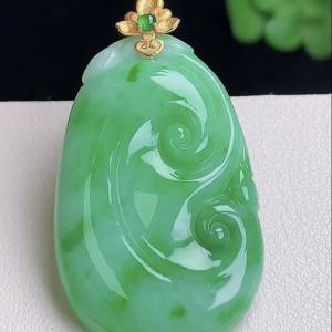 緬甸翡翠A玉滿綠如意鑲18k金扣