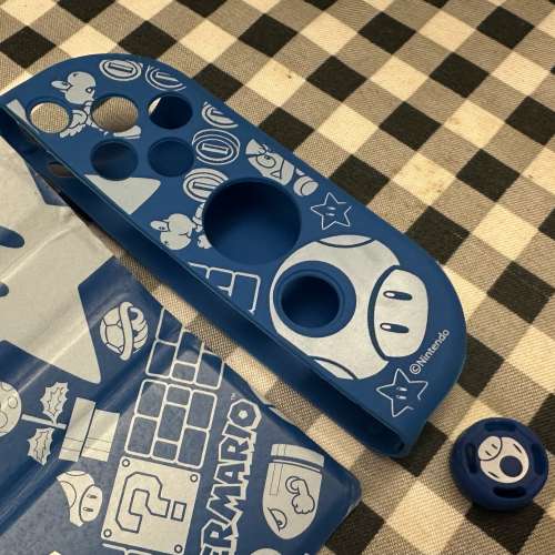 Switch 1 瑪利奧 專用保護機套 100%全新 試裝用了一次 全新一樣 裝配非常方便 和能...