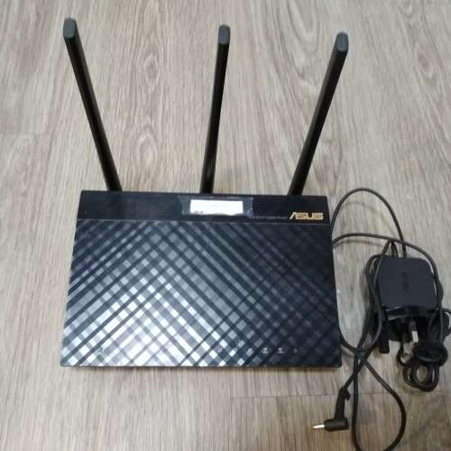 ASUS RT-AC66U B1 Dual band gigabit router + 火牛r
