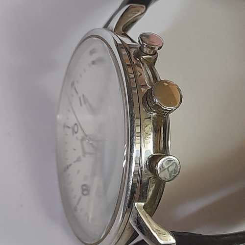 Kenneth Cole New York 計時碼表。