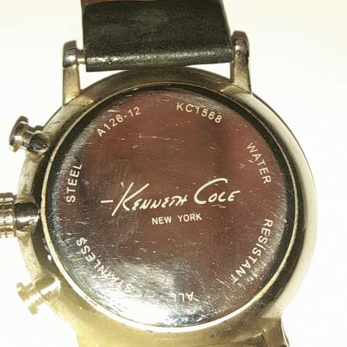 Kenneth Cole New York 計時碼表。