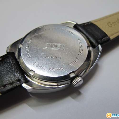 Swiss SINEX GENEVE 17 JEWELS INCABLOC hand winding wrist watch.