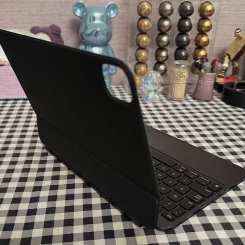 Apple iPad Magic Keyboard Pro 11吋 行貨 99%新 只開盒檢查和試用 Apple專門店買...