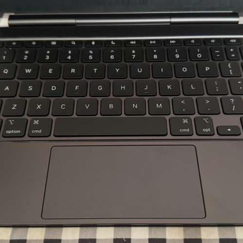 Apple iPad Magic Keyboard Pro 11吋 行貨 99%新 只開盒檢查和試用 Apple專門店買...