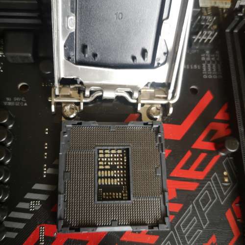(新淨) ASUS STRIX B360-H GAMING底板連背板 (運作正常 已更新BIOS)