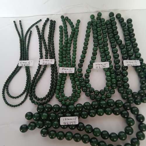 緬甸乾青珠串，4/6/8/10/12/14mm 全部長約15吋，珠圓玉滑滿綠色。每條價錢如照片顯...