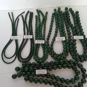 緬甸乾青珠串，4/6/8/10/12/14mm 全部長約15吋，珠圓玉滑滿綠色。每條價錢如照片顯...