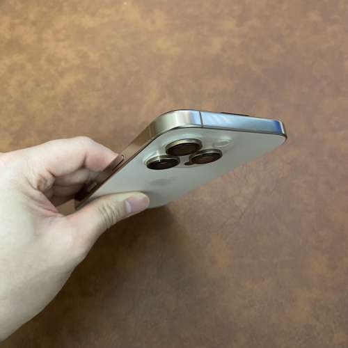 iPhone 16 Pro 128gb 沙漠金 有保養 有盒配件 手機殼 99新