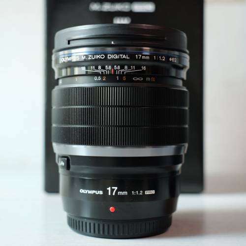 行貨 99% 新 Olympus 17mm F1.2 Pro