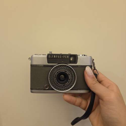 Vintage Olympus Pen EE-2 camera