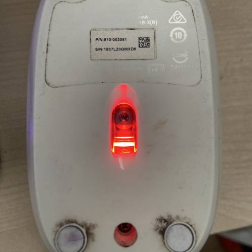 logitech M105 有線白色滑鼠 wire mouse