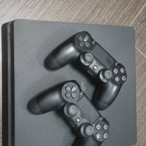 PS4 slim主機+2手掣+ 4 games