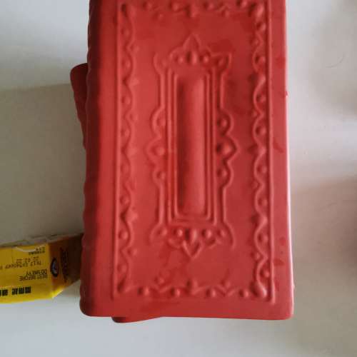 書本型陶瓷擺設