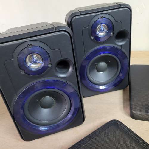 JBL Control CM42 speakers