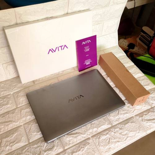 95%新行貨勁快AVITA NS14A6 14" lntel Core i5-8265U 1.6GHz+8GB+256GB SSD 手提電...