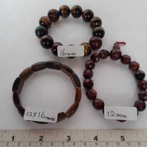 一手三條虎眼石手串，清貨價共售180元。可以寄貨或香港西區交收 。no.B22.2.26