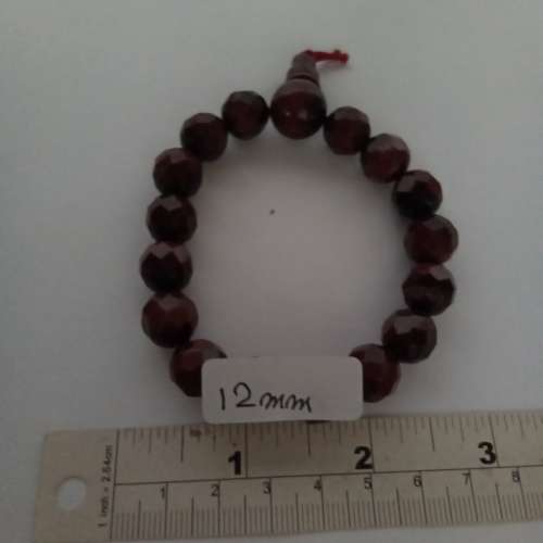 一手三條虎眼石手串，清貨價共售180元。可以寄貨或香港西區交收 。no.B22.2.26