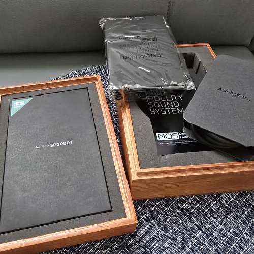 Sp2000t cn Copper Nickel 全港限量50部，行貨有單