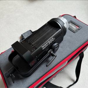Aputure 300x (98% New)
