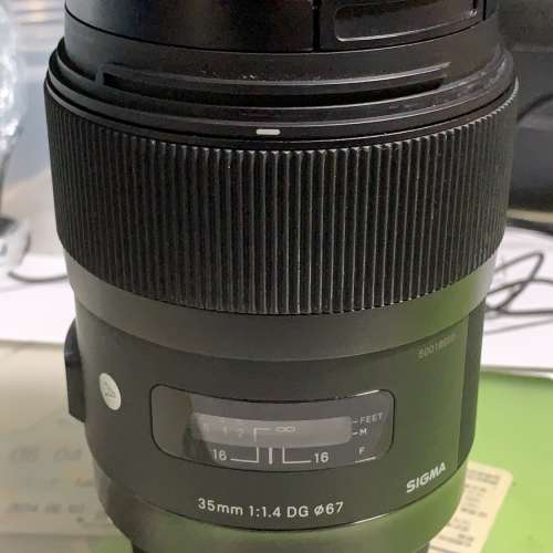 Sigma 35mm 1.4 sa mount + SD14     (SD1,SD14,SD15)