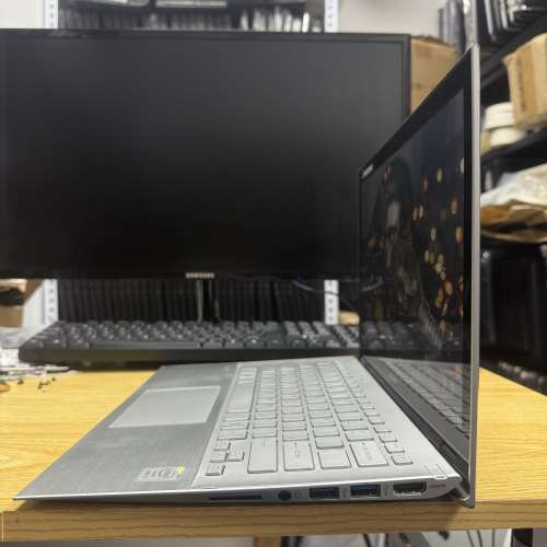 [Touch] Sony VAIO Pro 13 (Core i5 / 13.3" 全高清觸屏 /🔋全新電池 / Win 11 / ...