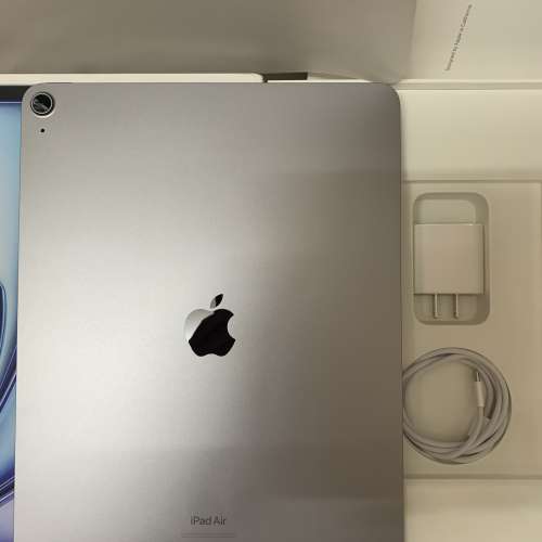 99%New Apple iPad Air 13吋 (M2) (2024) Wi-Fi 256GB 保到14-1-2027 不是原裝盒子...