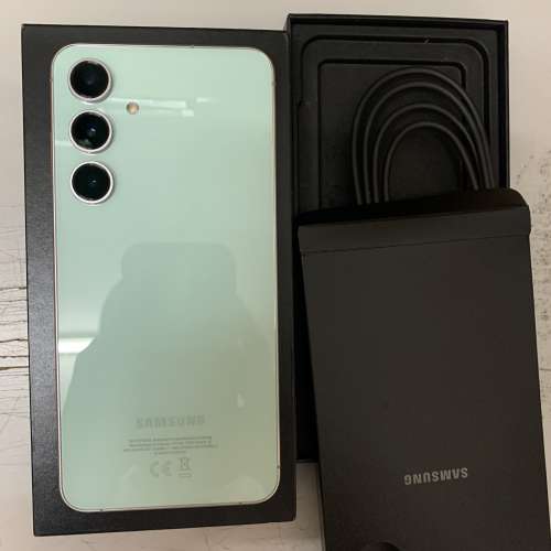 99%New Samsung Galaxy S24 FE S721B 256GB (8GB RAM) Mint