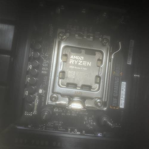 AMD ryzen 5 7600 cpu