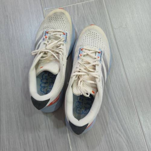 Adidas Adizero Boston 10 白色運動波鞋